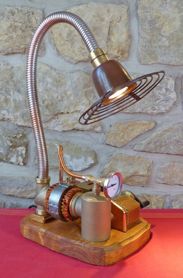 Steampunk Lamp 39_0208_900.jpg